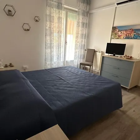 La Casa Di Genia, Terremarine Apartmán