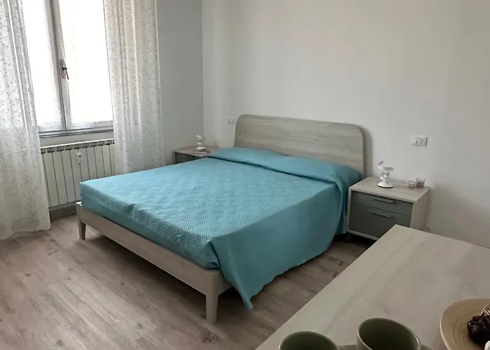 La Casa Di Genia, Terremarine Λα Σπέτσια